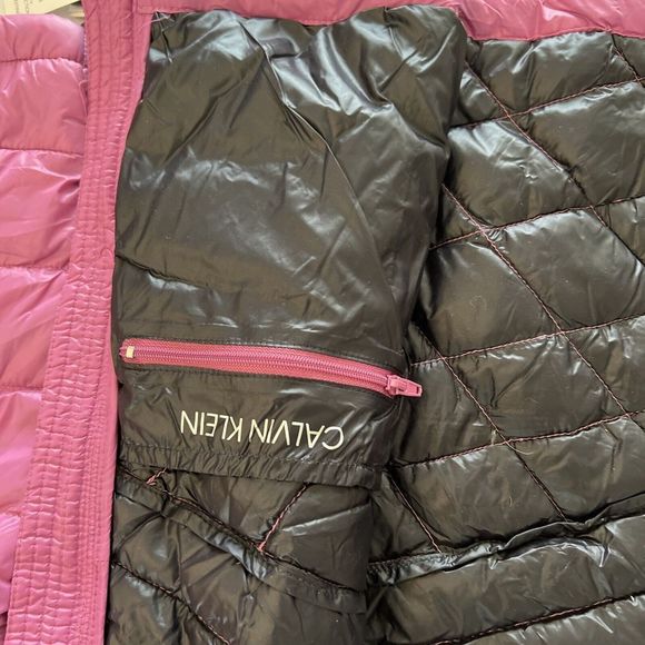 Calvin Klein Women Sz XL Chevron Hooded Violet Packable Puffer Down Jacket $190+ - Picture 6 of 11